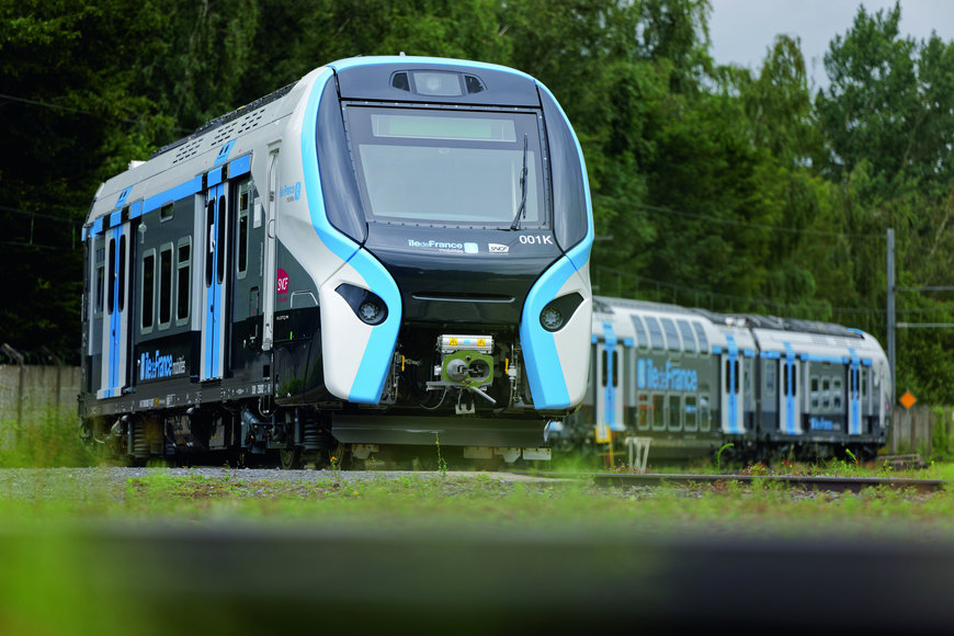 LE RER NG NOUVELLE GÉNÉRATION A EFFECTUÉ SON PREMIER VOYAGE COMMERCIAL SUR LA LIGNE RER E